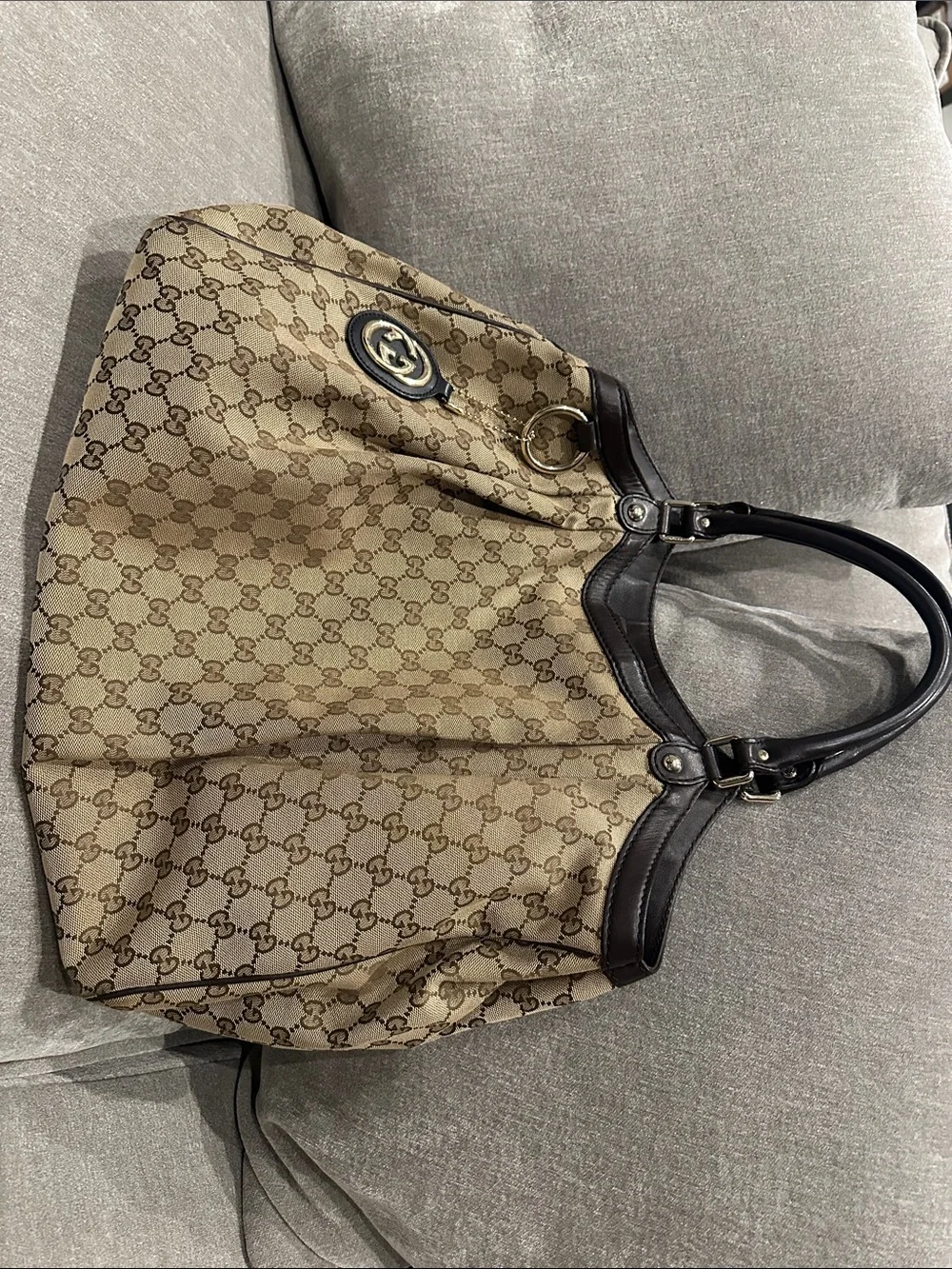 Large Gucci Sukey Shoulder bag - Picture 9 of 13